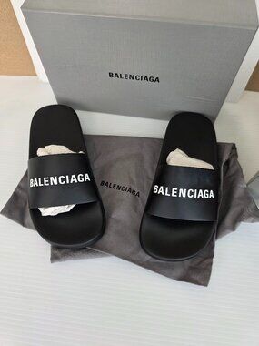 Balenciaga Pool Side Slippers